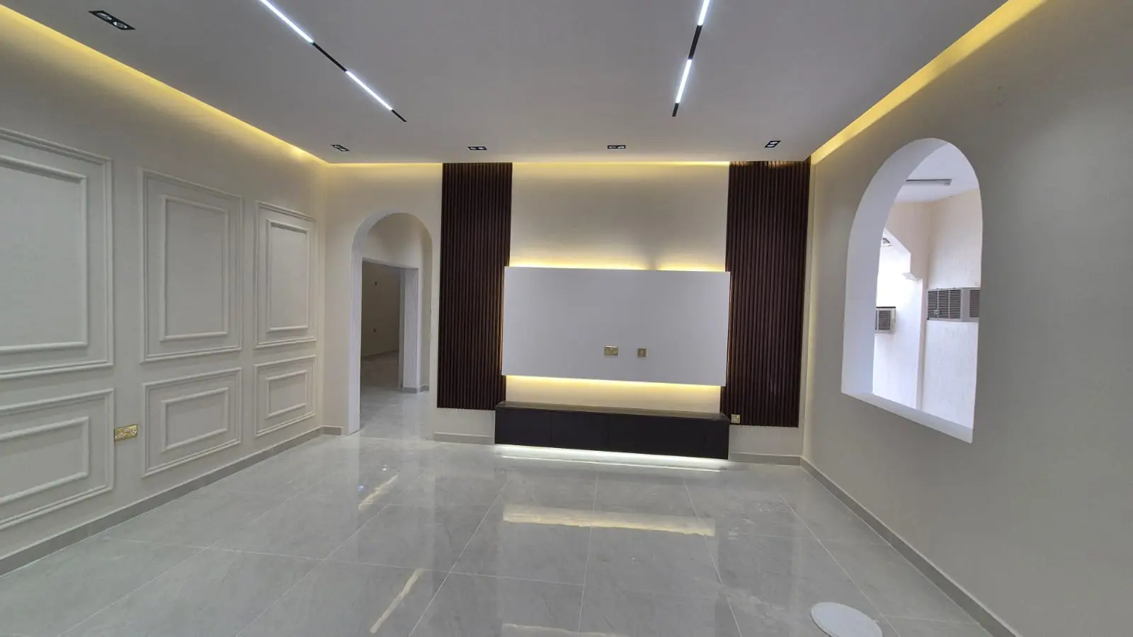 دهان سور خارجي بلون يناسب الفيلا